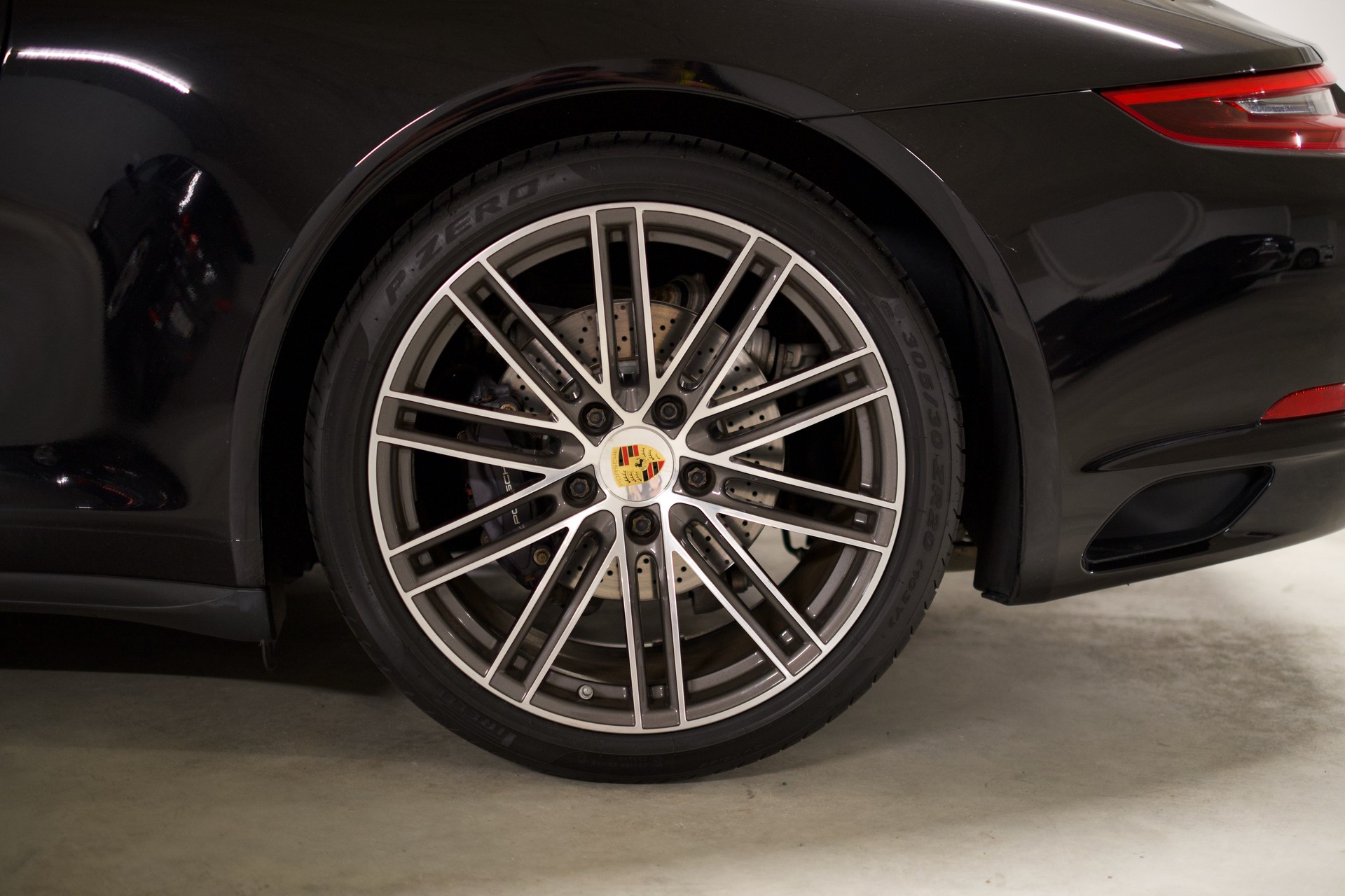 PORSCHE 3.0 Carrera 4 PDK-image-8