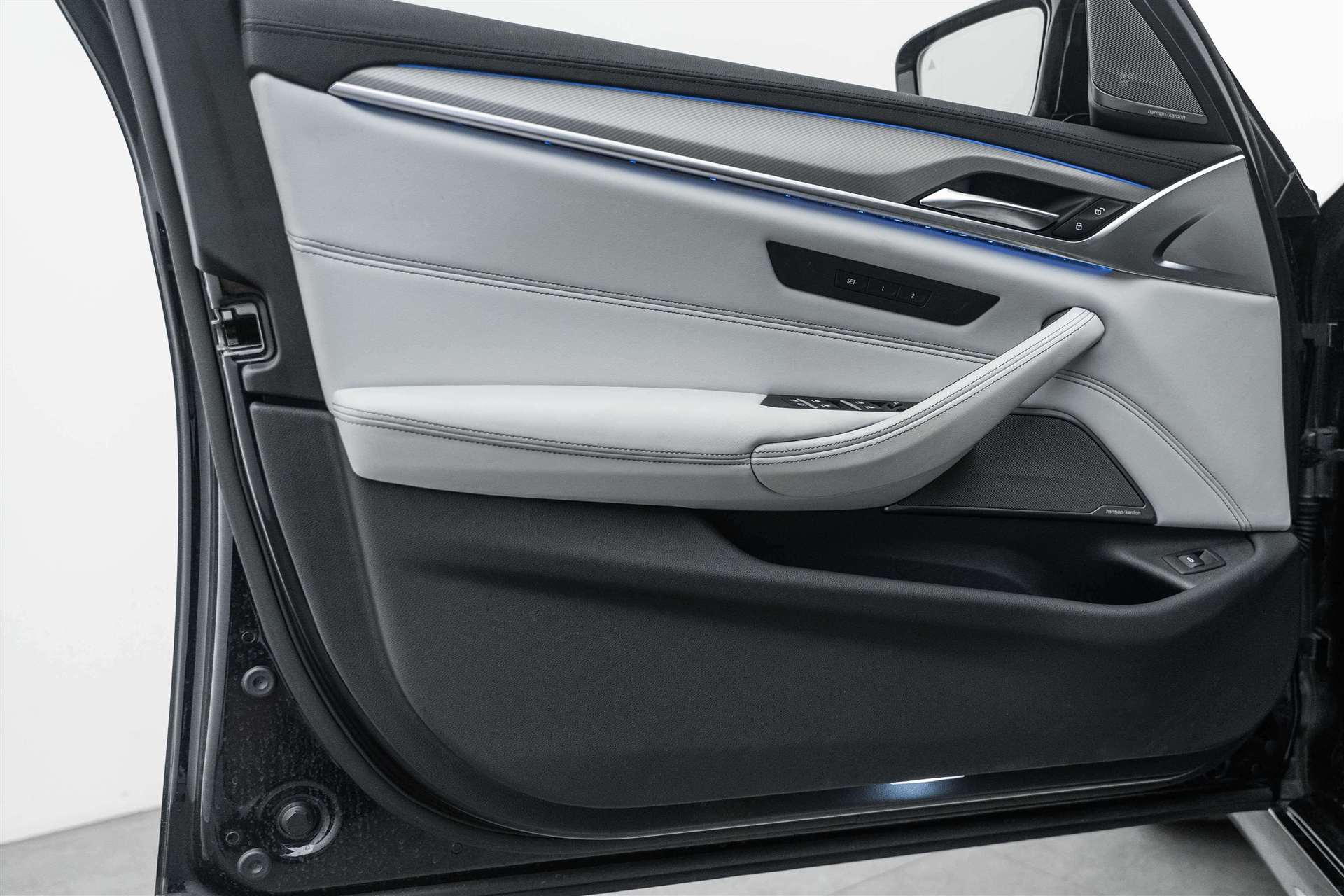 BMW M5 xDrive Drivelogic 600PS-image-7