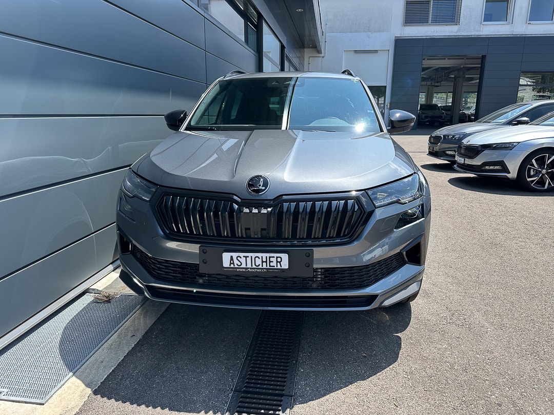 SKODA Karoq 2.0 TSI SportLine 4x4 DSG-image-1
