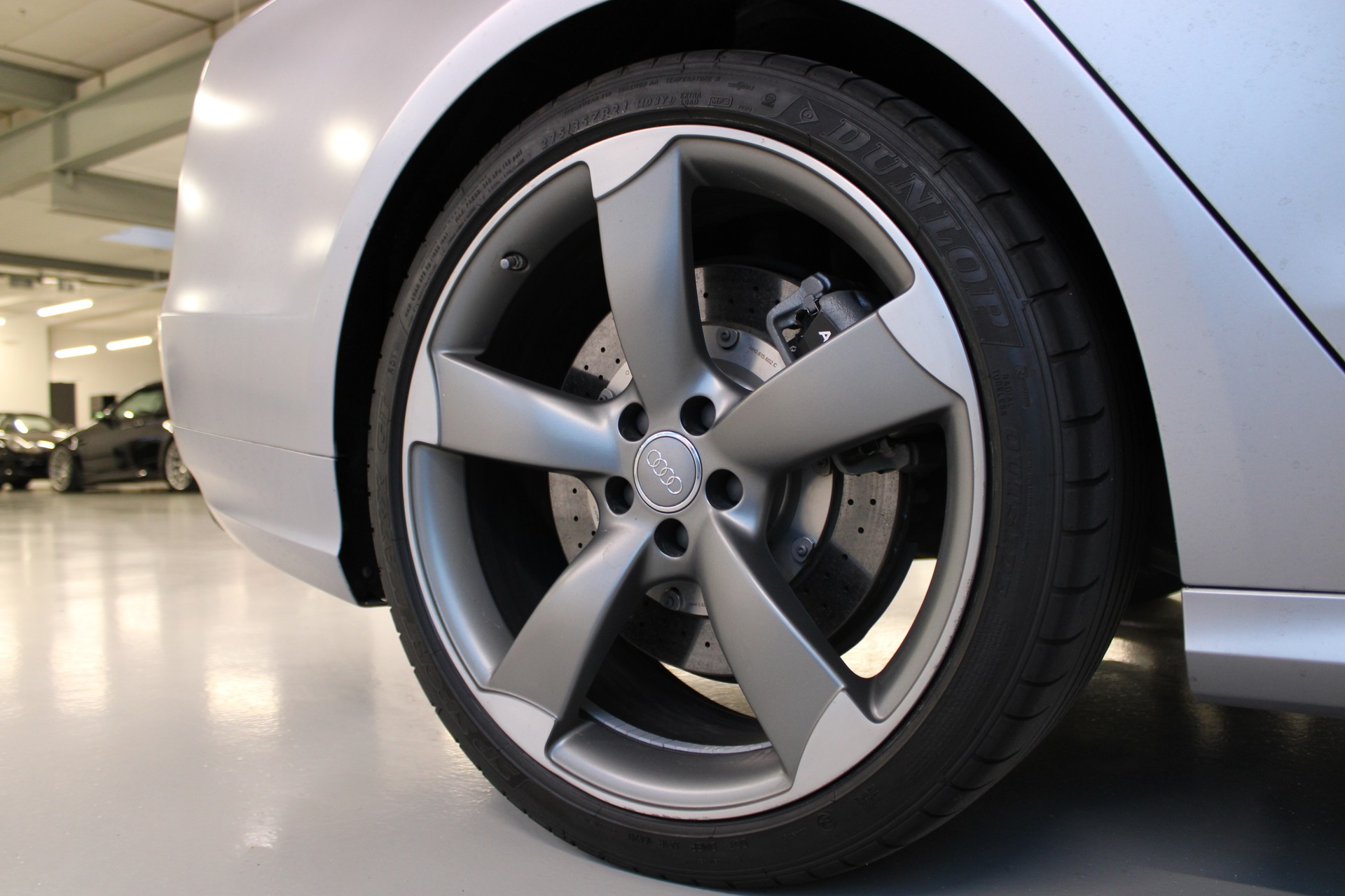 AUDI S8 4.0 TFSI V8 plus quattro tiptronic ABT-image-25
