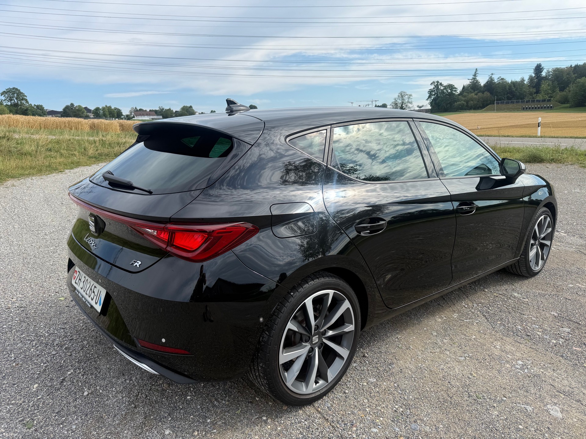 SEAT Leon 1.5 eTSI mHEV DSG FR-image-5