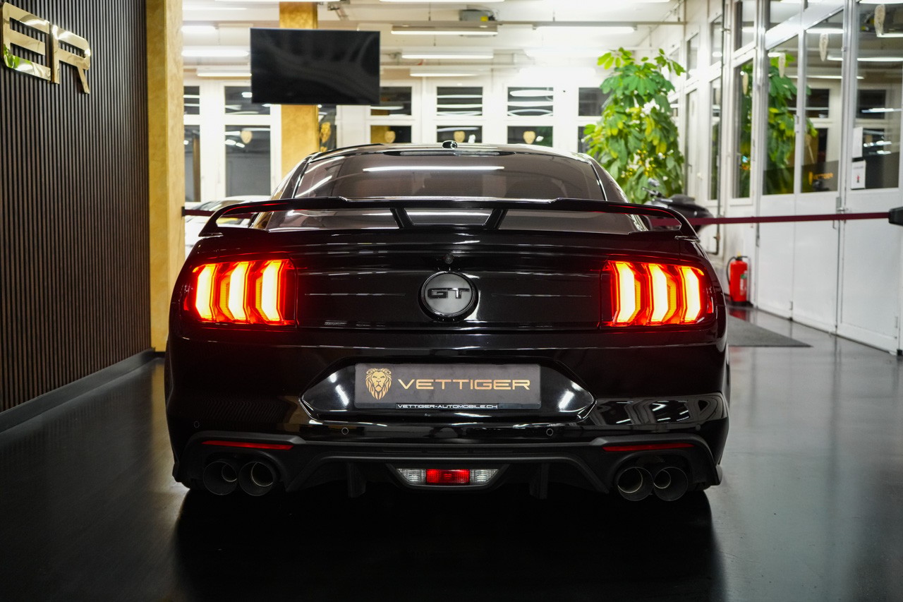 FORD Mustang Fastback 5.0 V8 GT-image-4