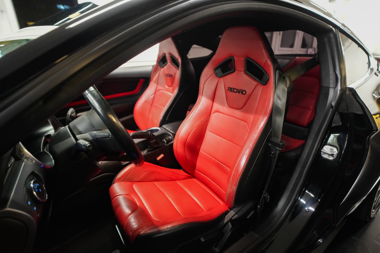 FORD Mustang Fastback 5.0 V8 GT-image-11