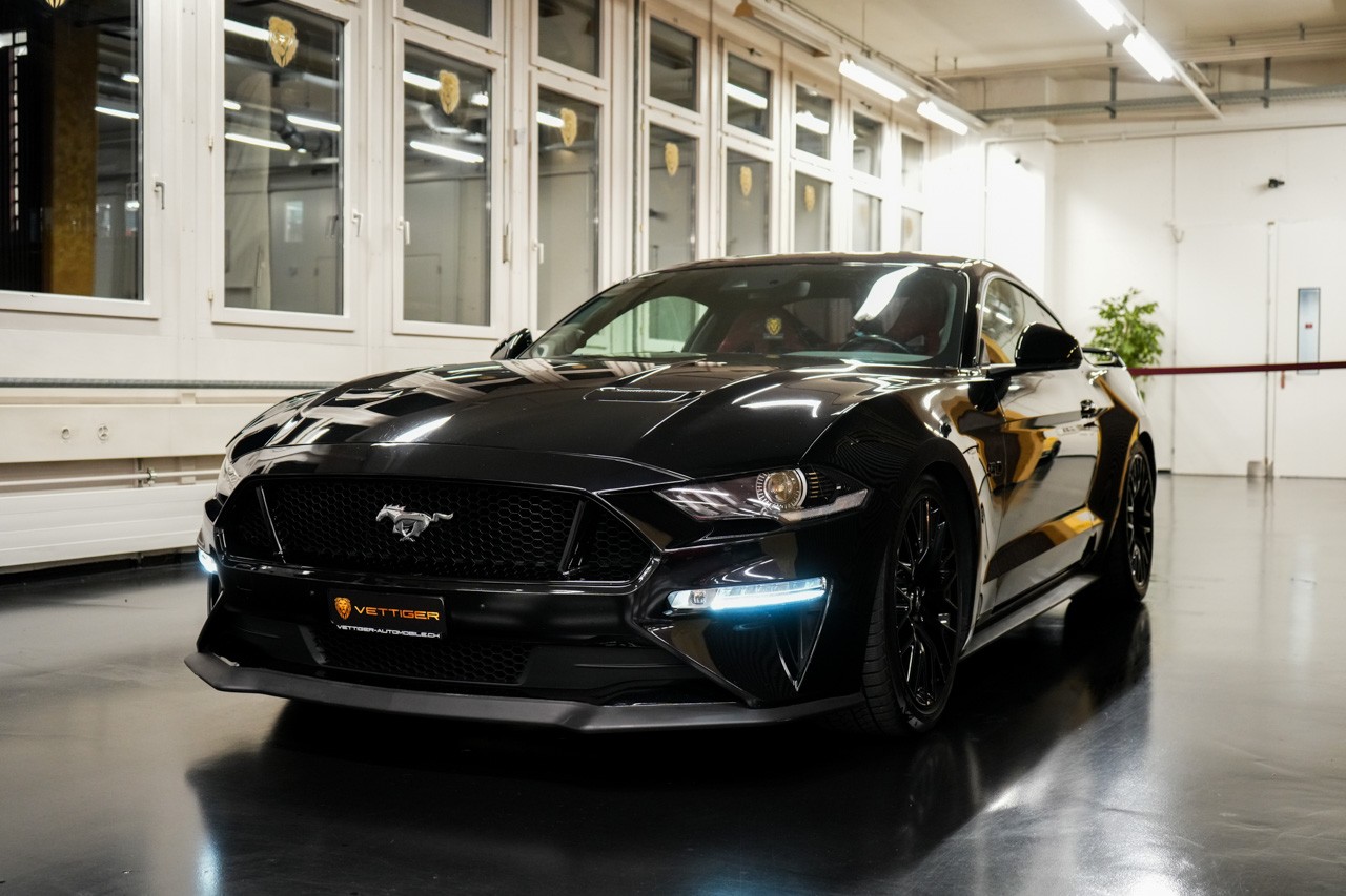 FORD Mustang Fastback 5.0 V8 GT-image-2