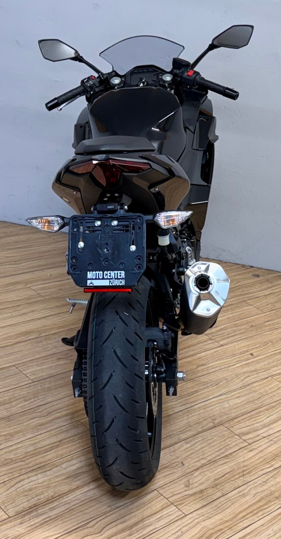 KAWASAKI Ninja 500-showroom-element-3