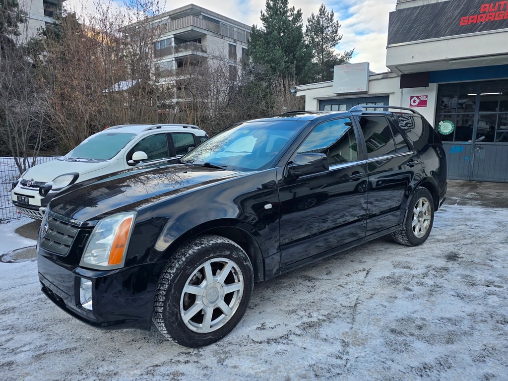 CADILLAC SRX 4.6 V8 Sport Luxury 4WD-image-1
