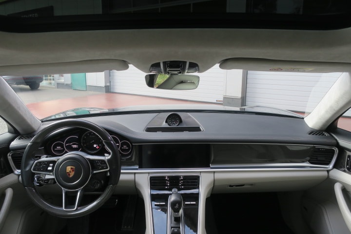 PORSCHE Panamera Turbo PDK-image-8