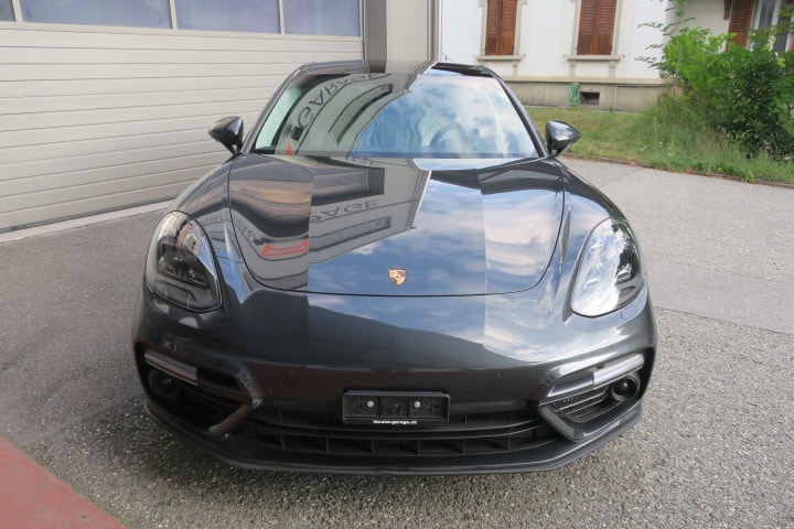 PORSCHE Panamera Turbo PDK-image-1