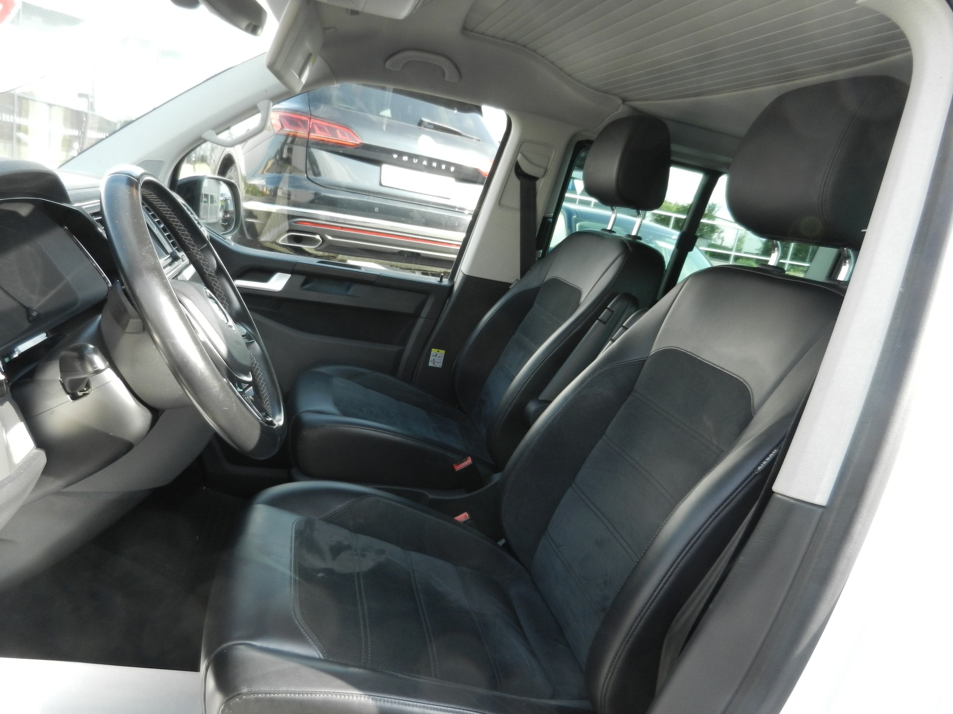 VW California Beach Edition 4x4-image-4