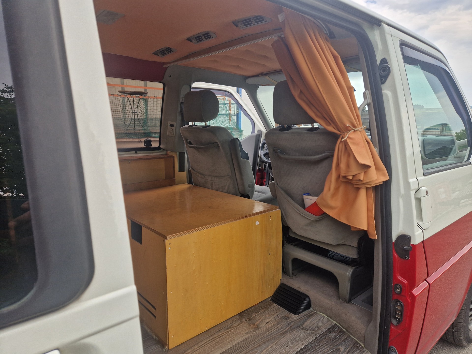 VW Wohnmobil-image-7