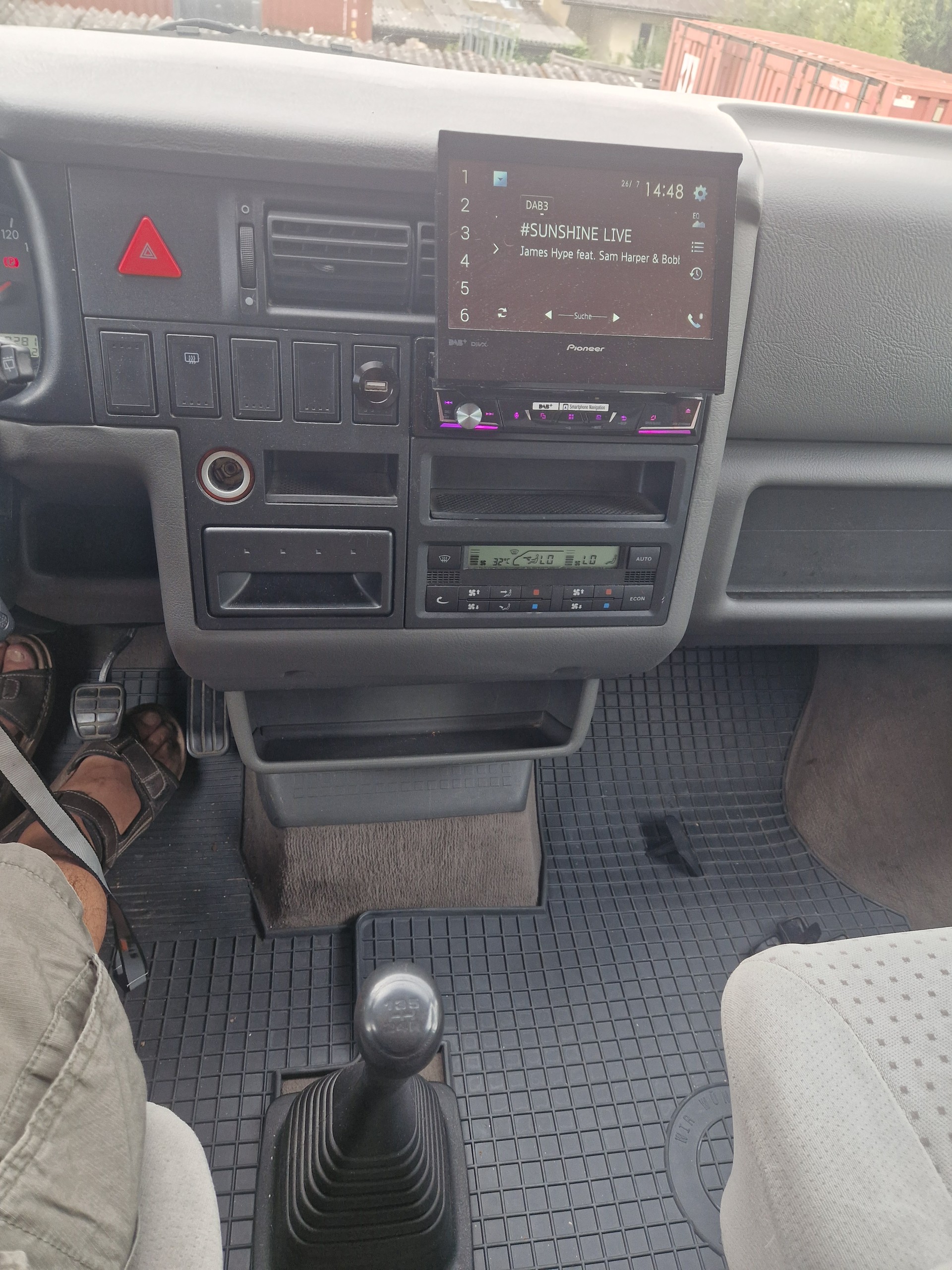 VW Wohnmobil-image-13