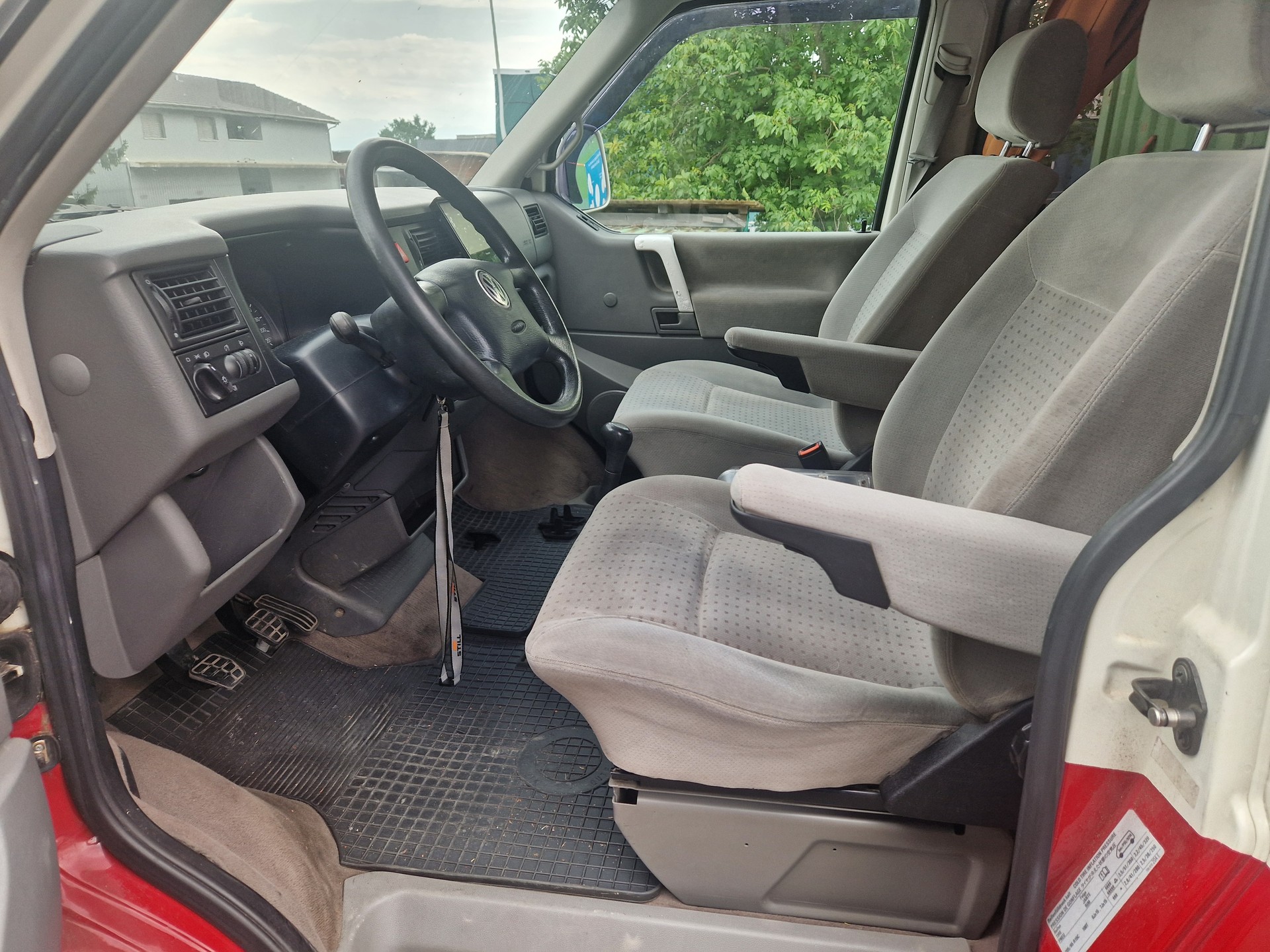 VW Wohnmobil-image-12