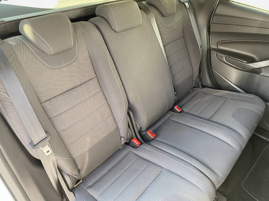 FORD Kuga 2.0 TDCi 150 Trend-image-7