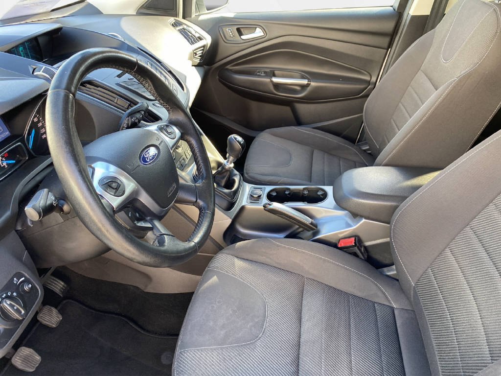 FORD Kuga 2.0 TDCi 150 Trend-image-4