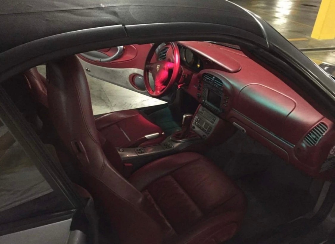 PORSCHE 911 Carrera 4S PLUS-image-7