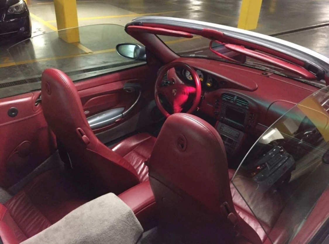 PORSCHE 911 Carrera 4S PLUS-image-9