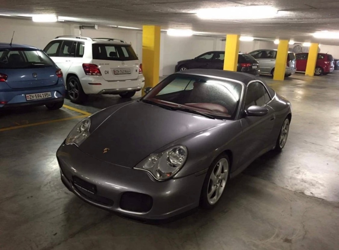 PORSCHE 911 Carrera 4S PLUS-image-1