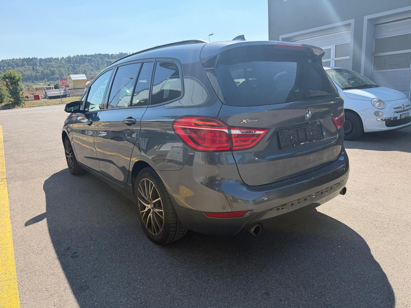 BMW 220d xDrive Gran Tourer Steptronic-image-5