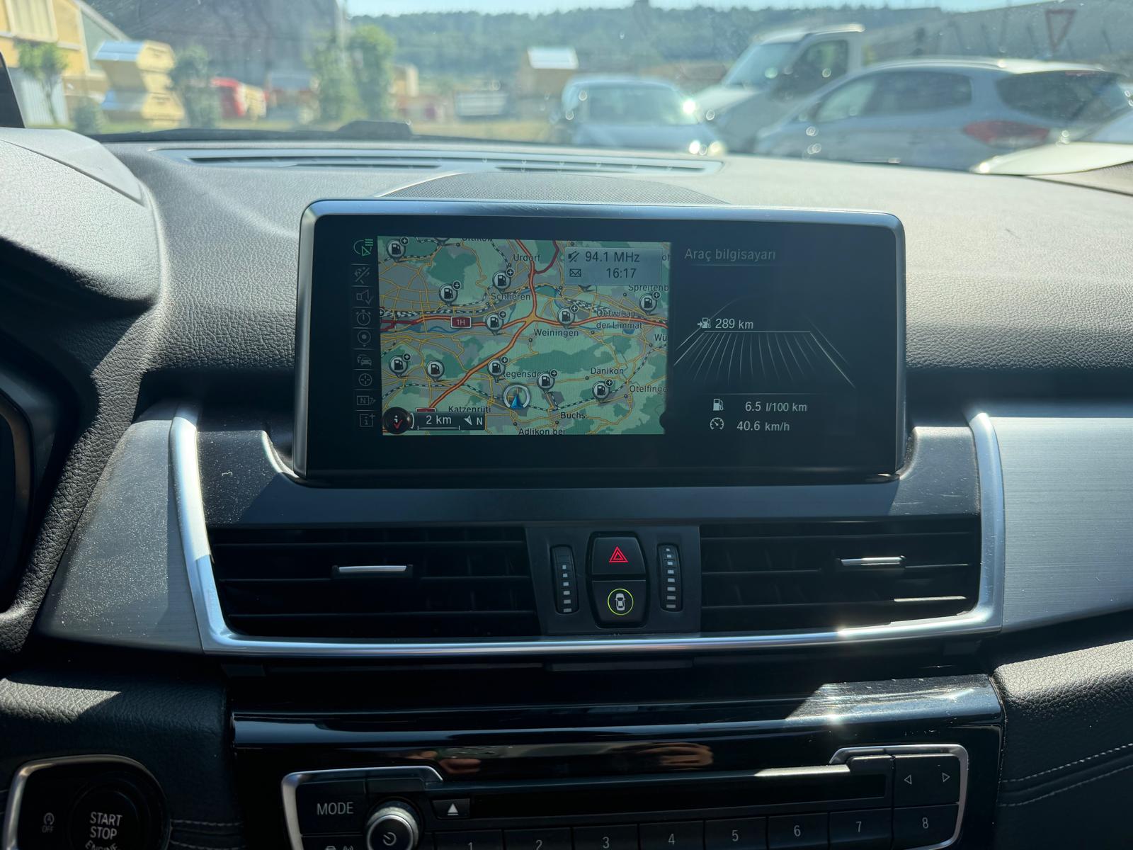 BMW 220d xDrive Gran Tourer Steptronic-image-13