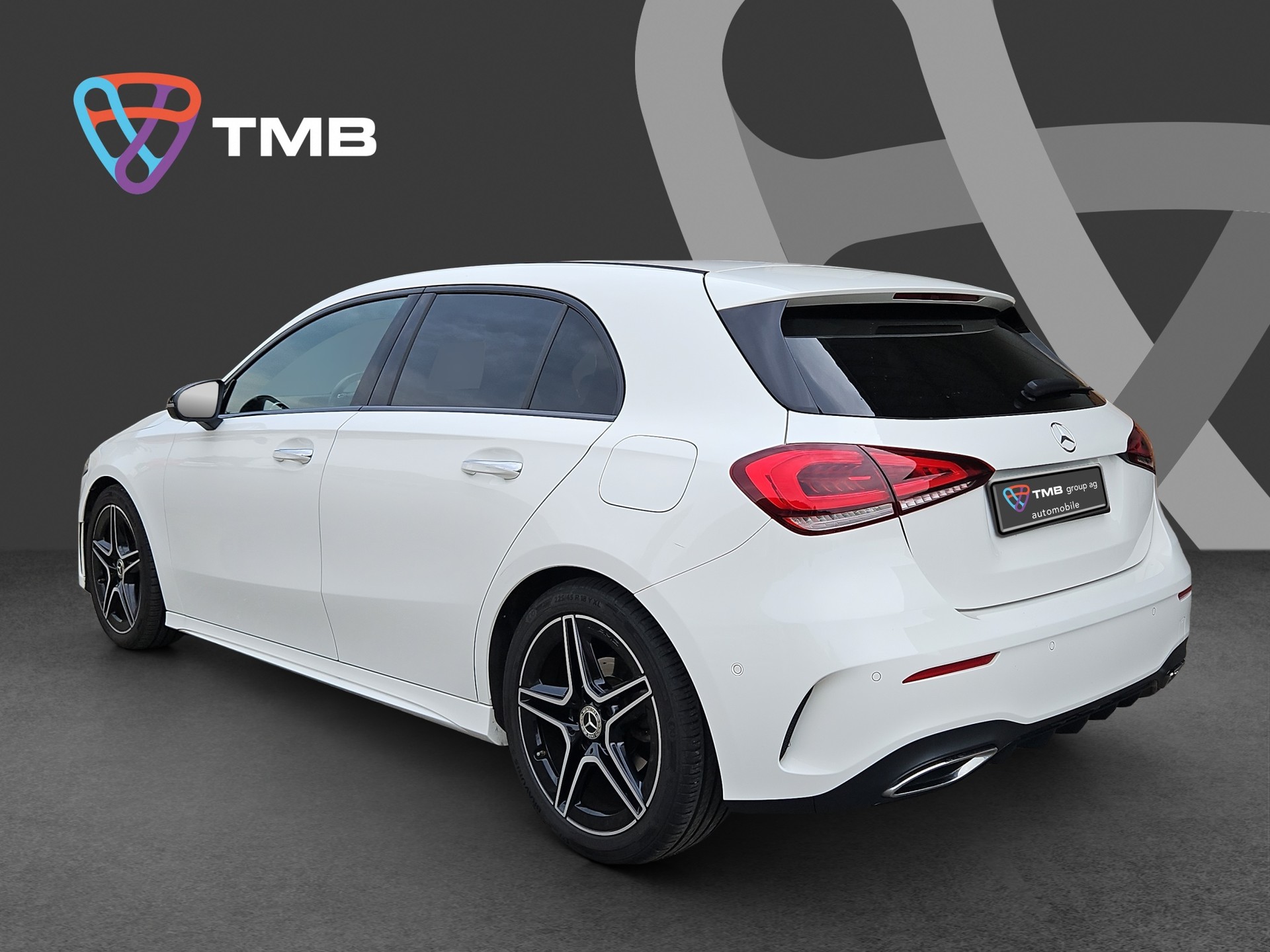 MERCEDES-BENZ A 200 d AMG Line 8G-DCT-image-2
