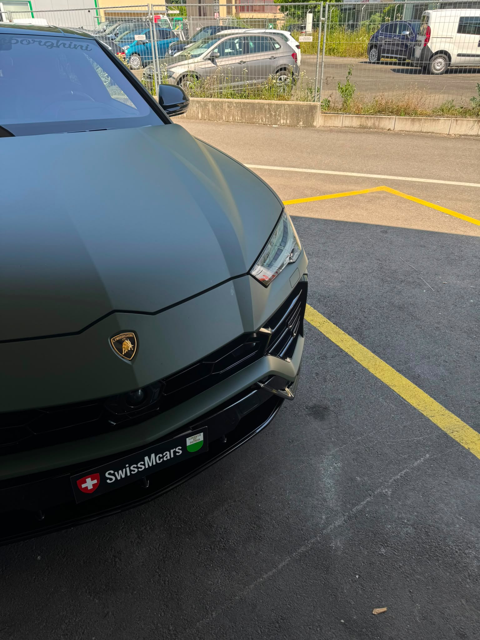 LAMBORGHINI Urus E-Gear-image-3
