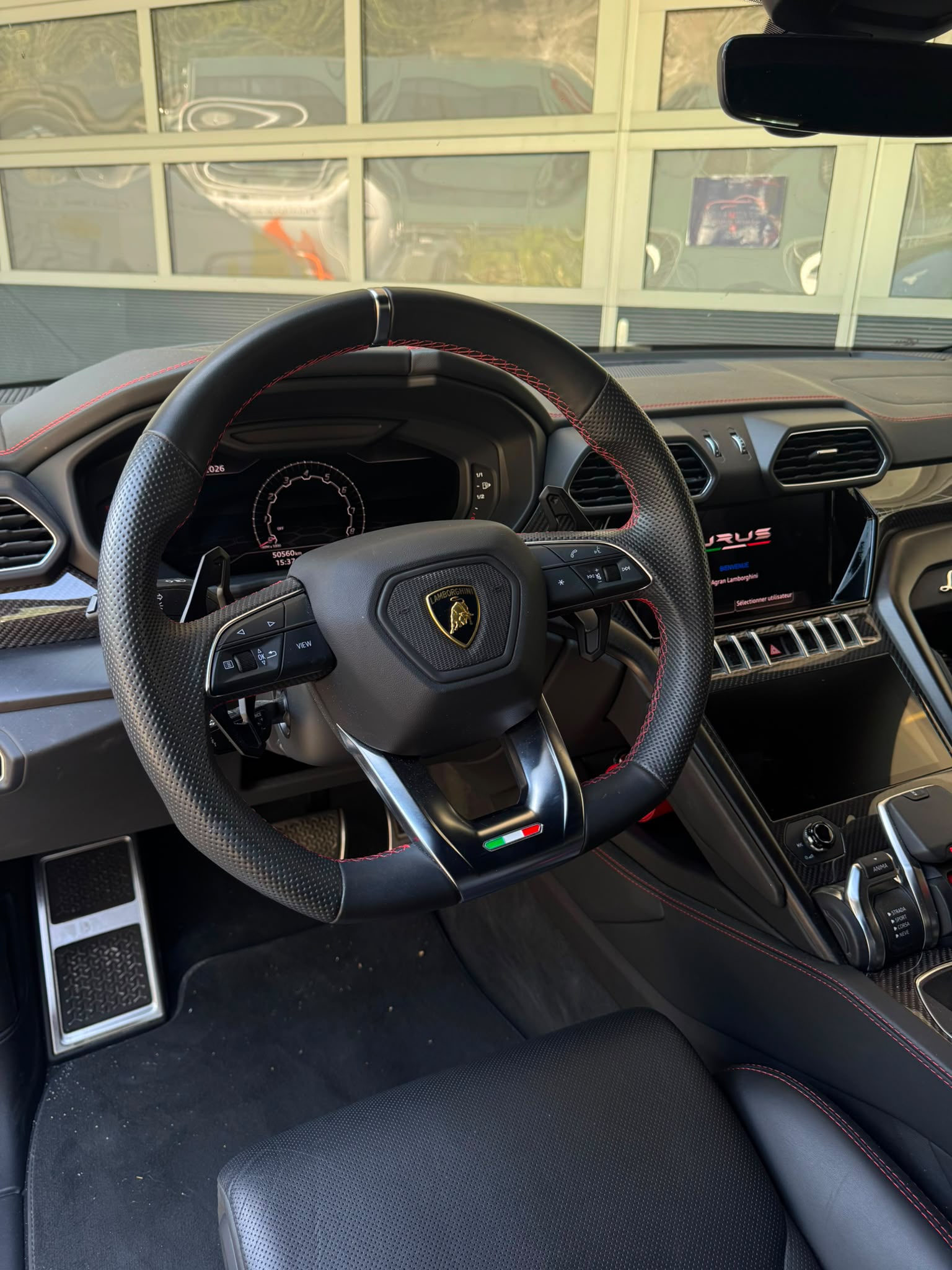 LAMBORGHINI Urus E-Gear-image-15