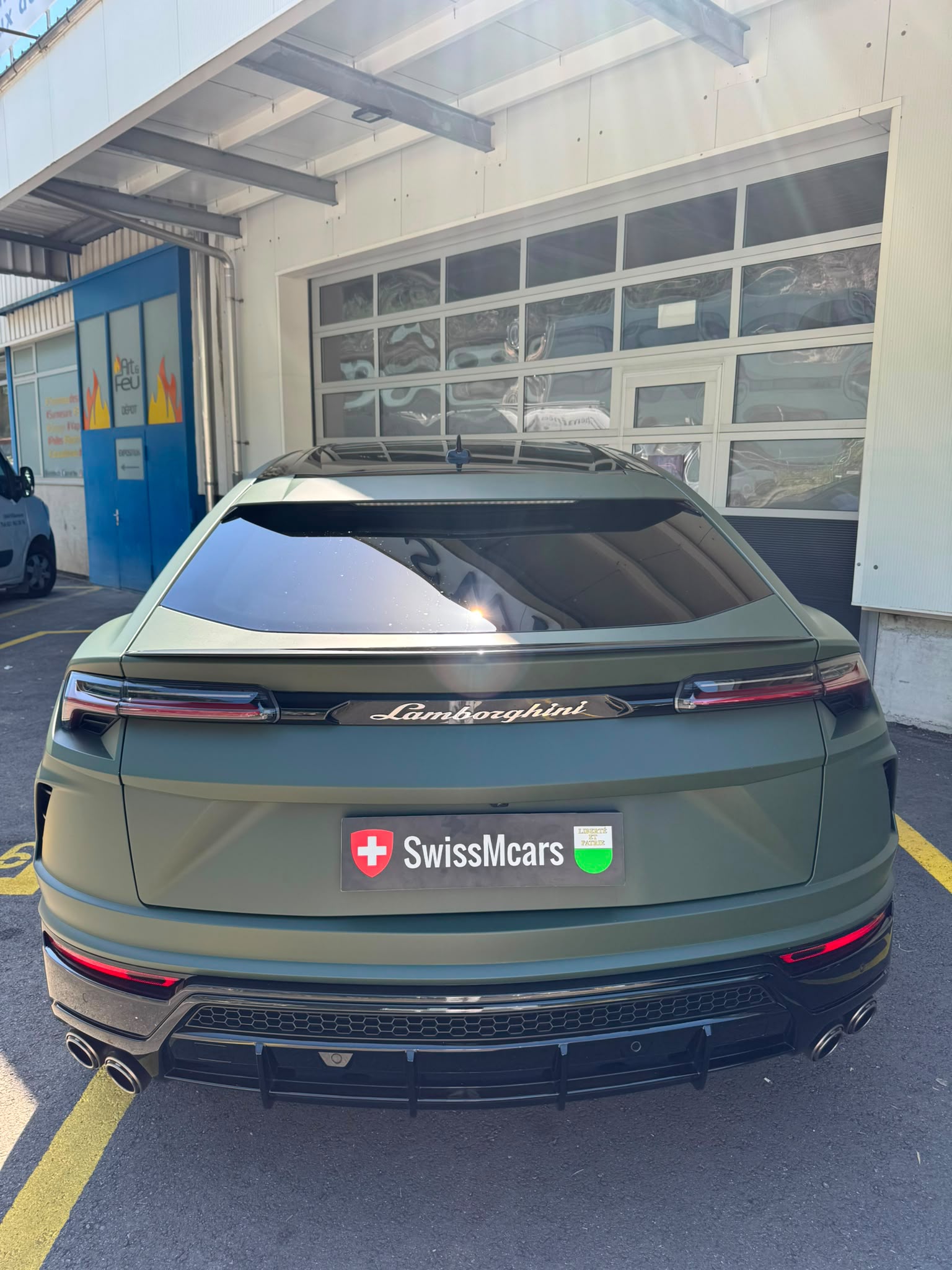 LAMBORGHINI Urus E-Gear-image-20