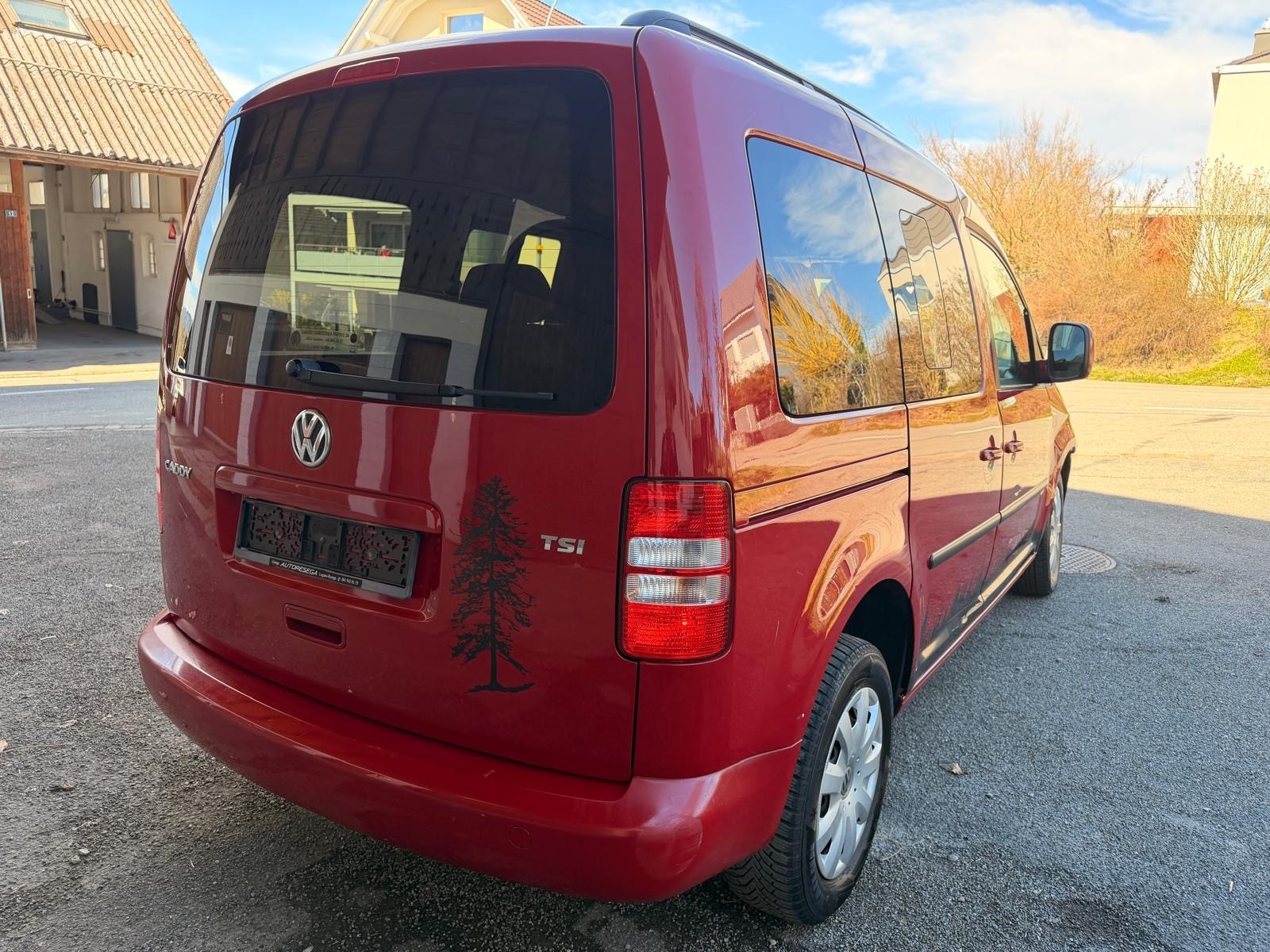VW Caddy 1.2 TSI Trendline-image-4