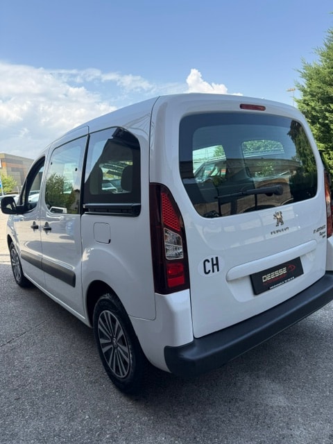 PEUGEOT Partner 1.6 e-HDI Active-image-3