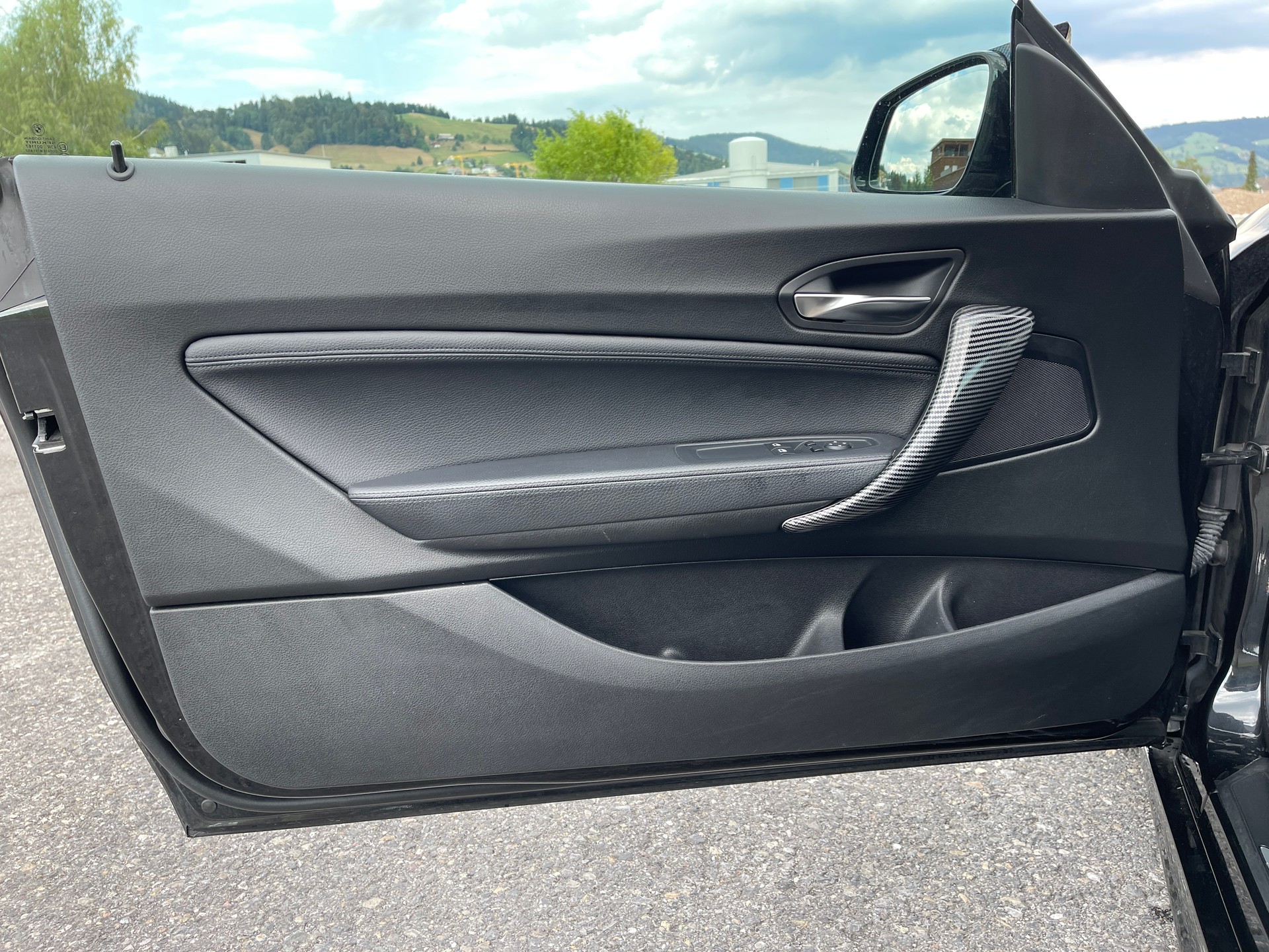 BMW M135i xDrive Steptronic-image-11