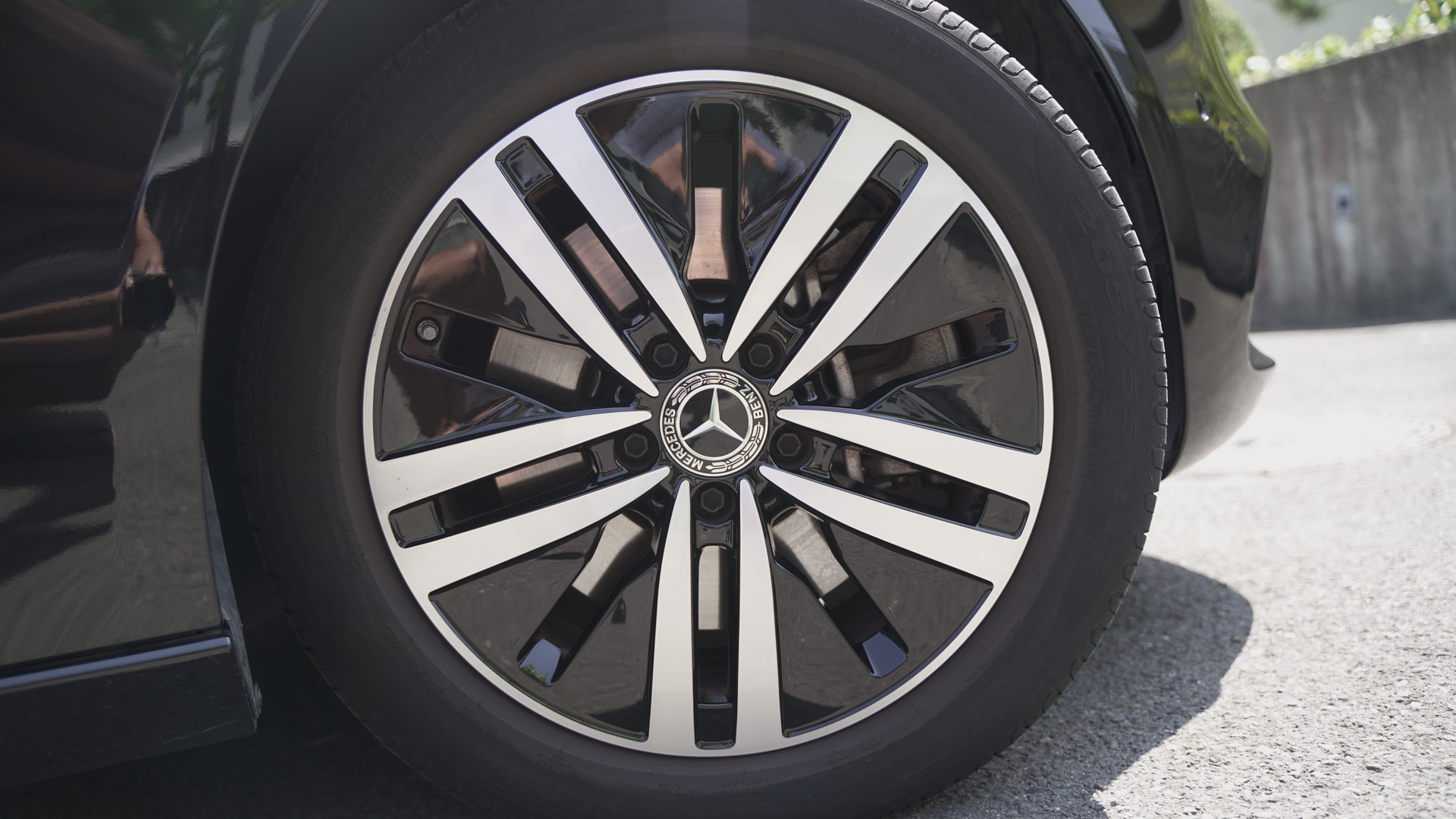 MERCEDES-BENZ A 250 e Progressive-image-7