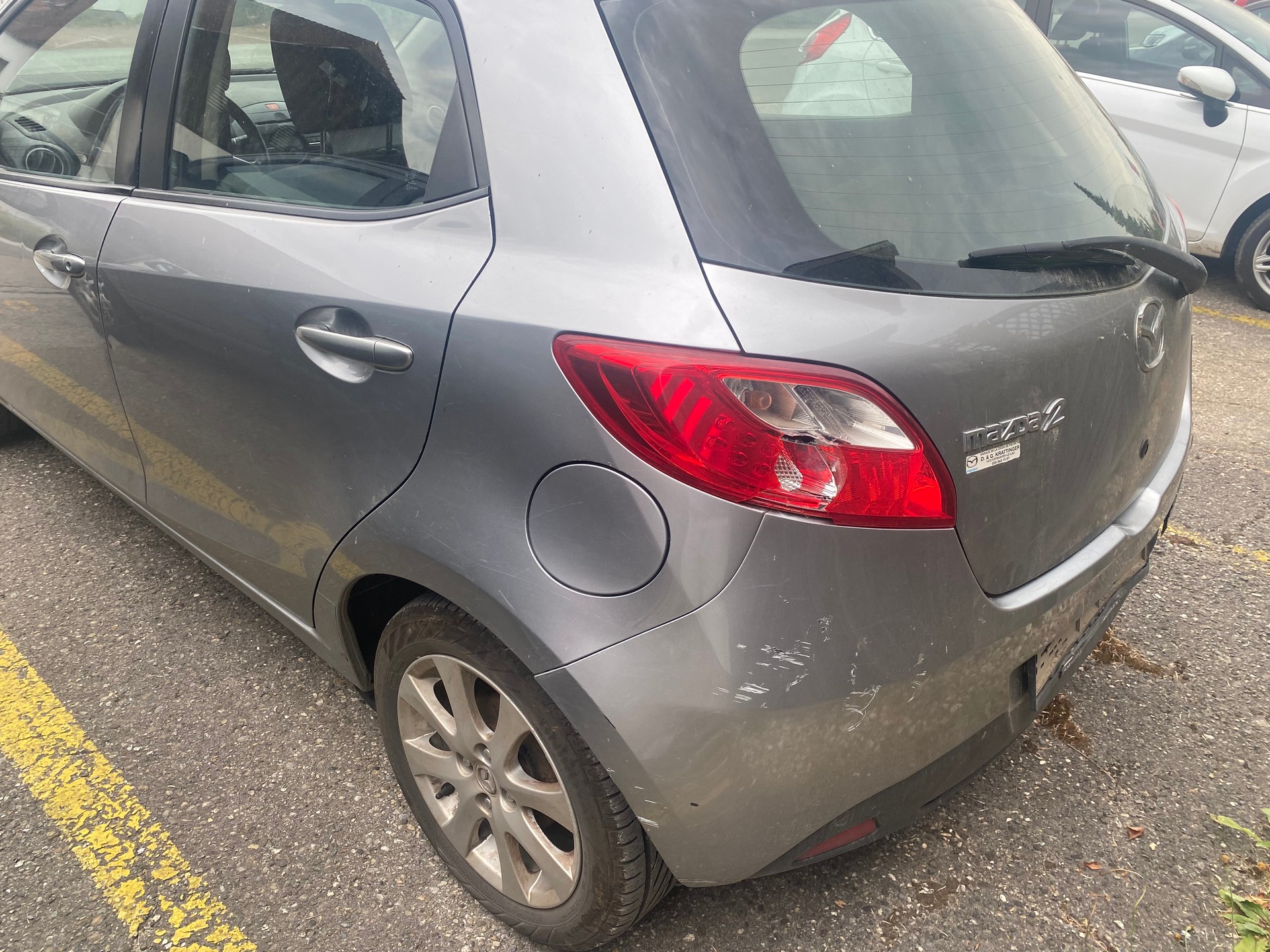 MAZDA 2 1.3i 16V Exclusive-image-1