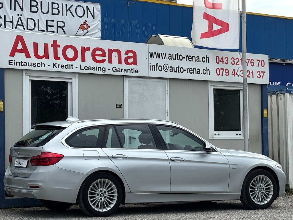 BMW 320i Touring Luxury Line Steptronic-image-5