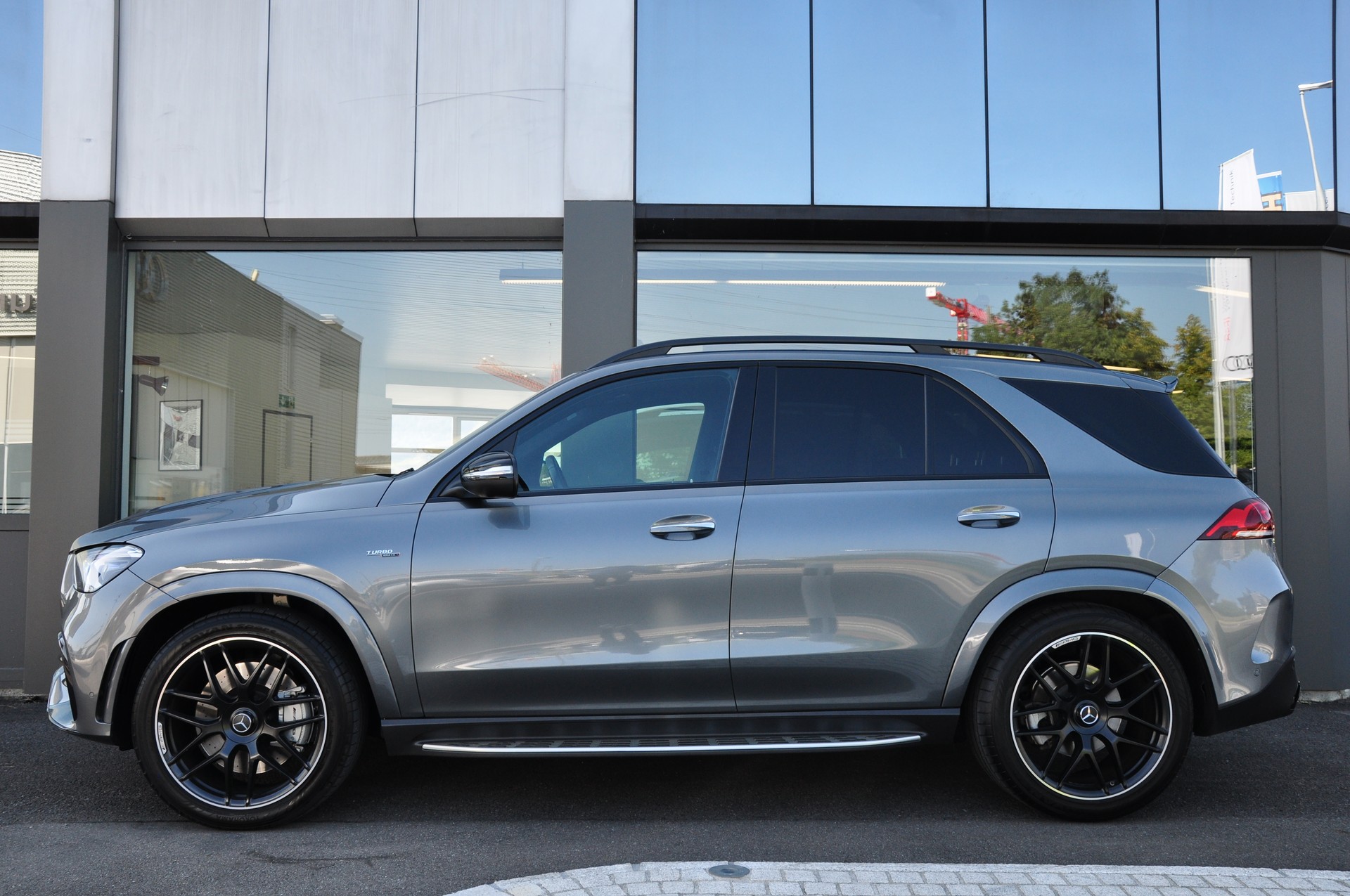MERCEDES-BENZ GLE 53 AMG 4Matic+ 9G-Speedshift-image-5