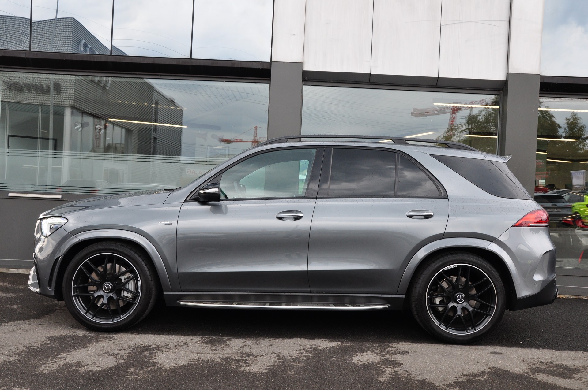 MERCEDES-BENZ GLE 53 AMG 4Matic+ 9G-Speedshift-showroom-element-2