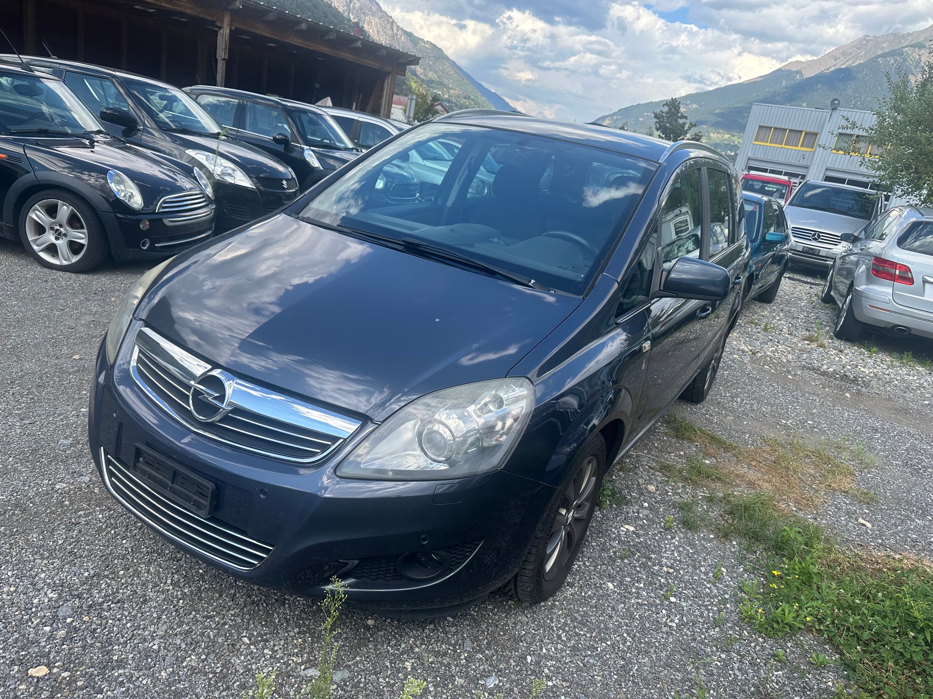 OPEL Zafira 2.2i 16V Anniversary Edition Automatic-image-3