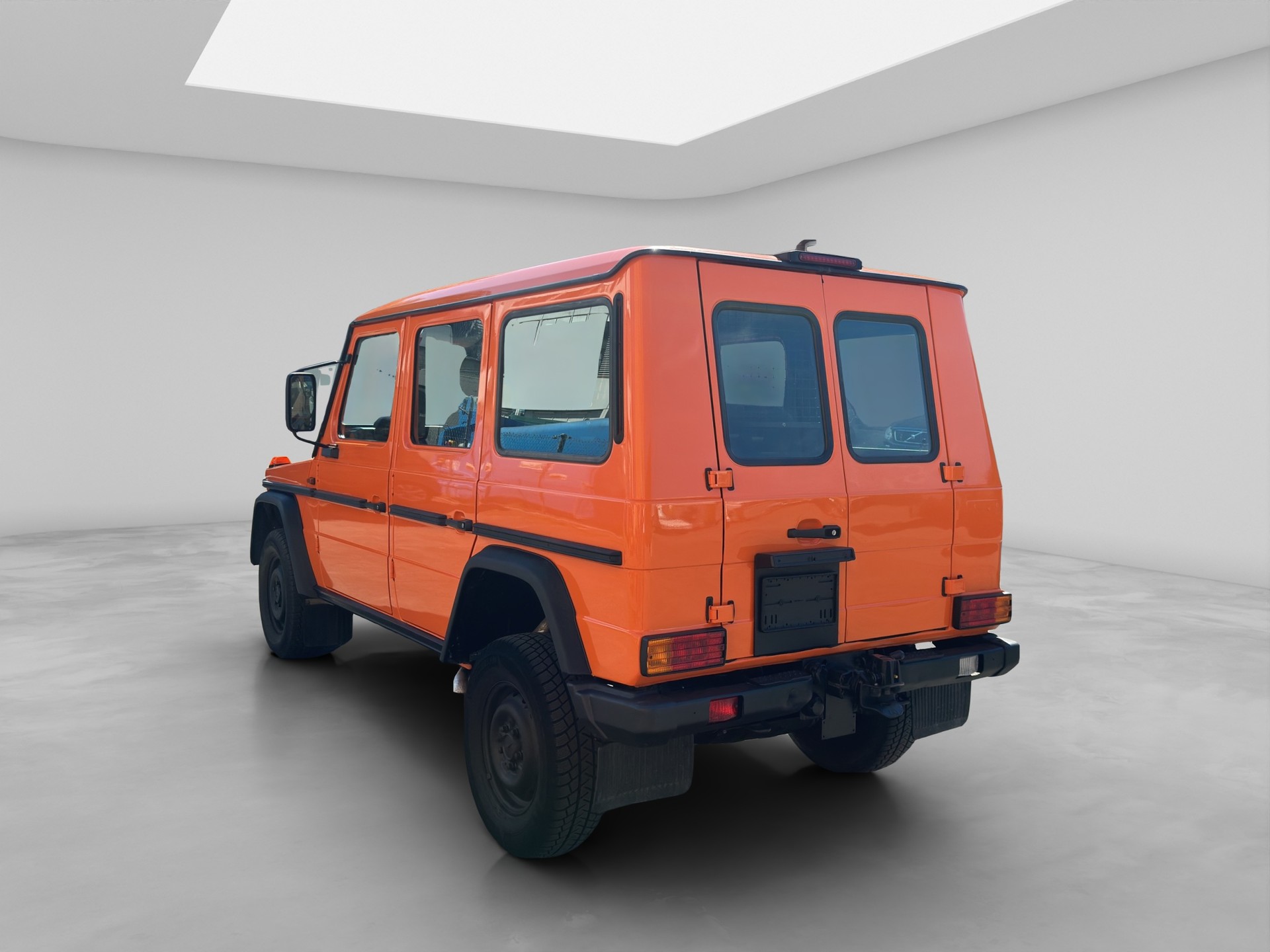 MERCEDES-BENZ G 270 CDI Automatic-image-3