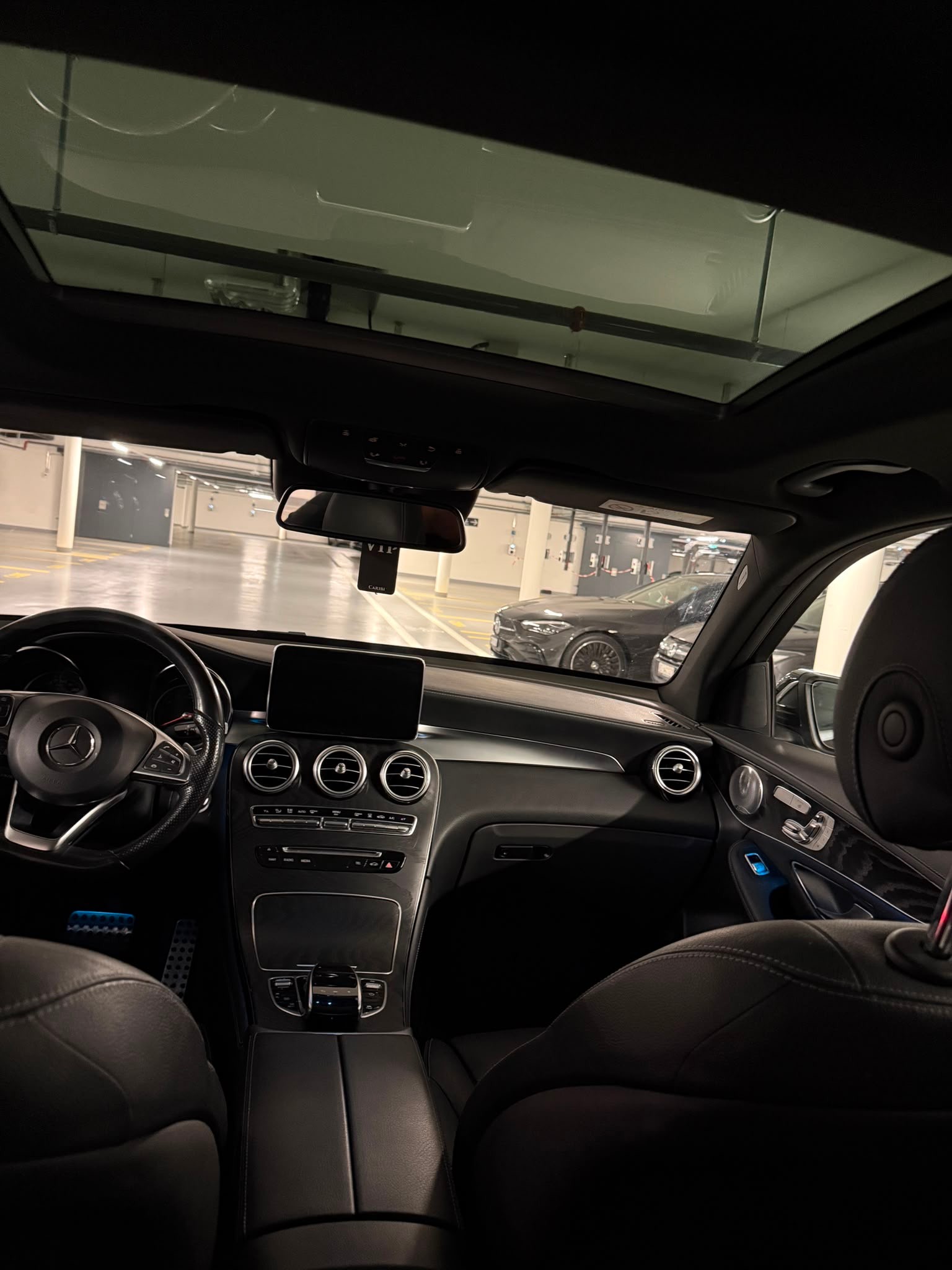 MERCEDES-BENZ GLC 350 e AMG Line 4m-image-4