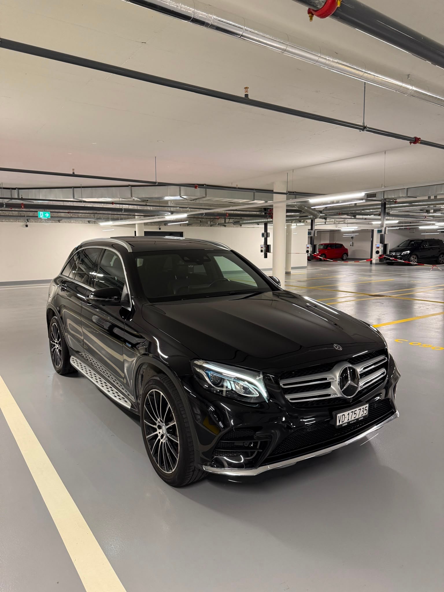 MERCEDES-BENZ GLC 350 e AMG Line 4m-image-0