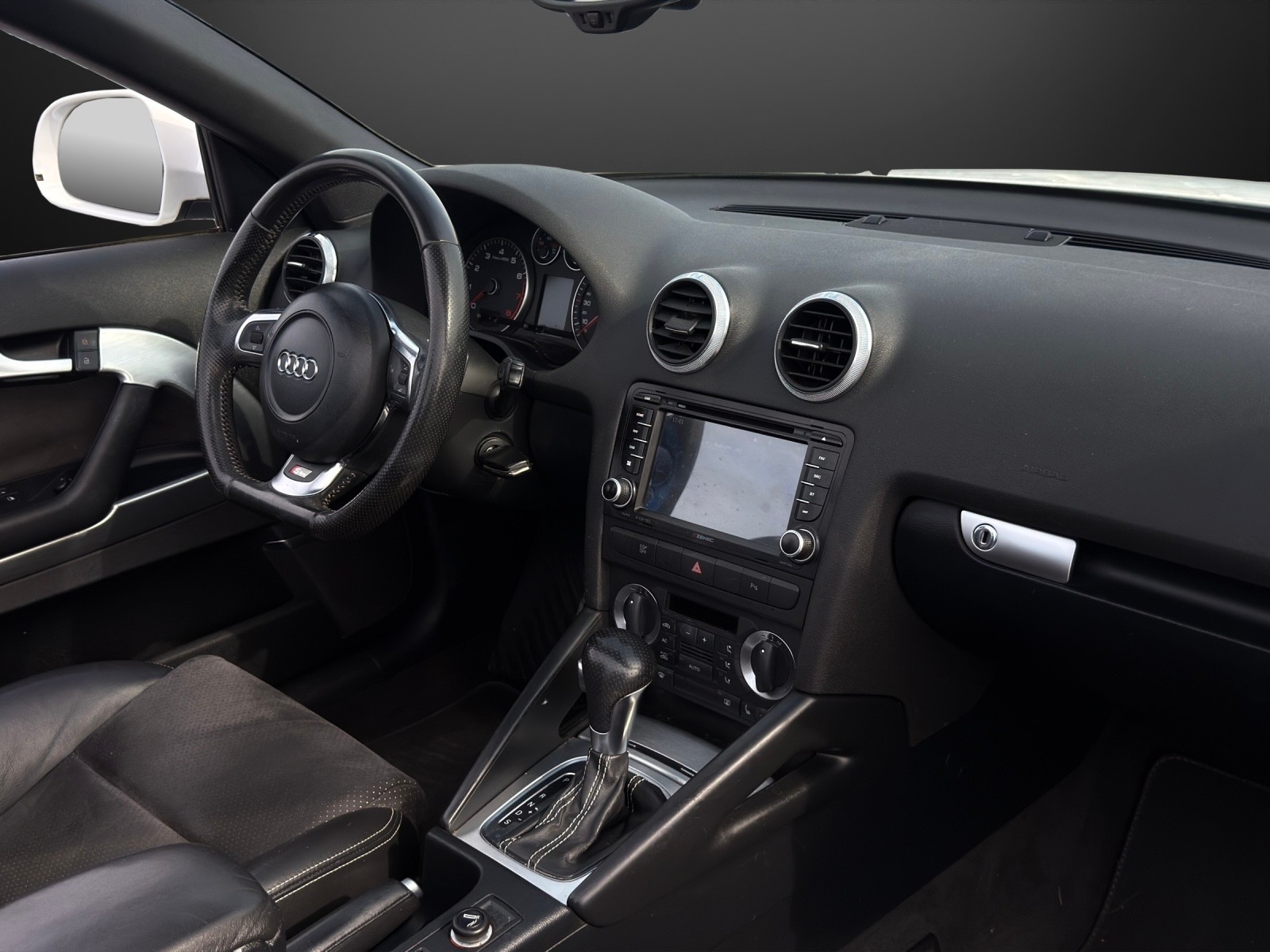 AUDI A3 Cabriolet 2.0 TFSI S-Line Ambition S-tronic mit 200 PS-image-9
