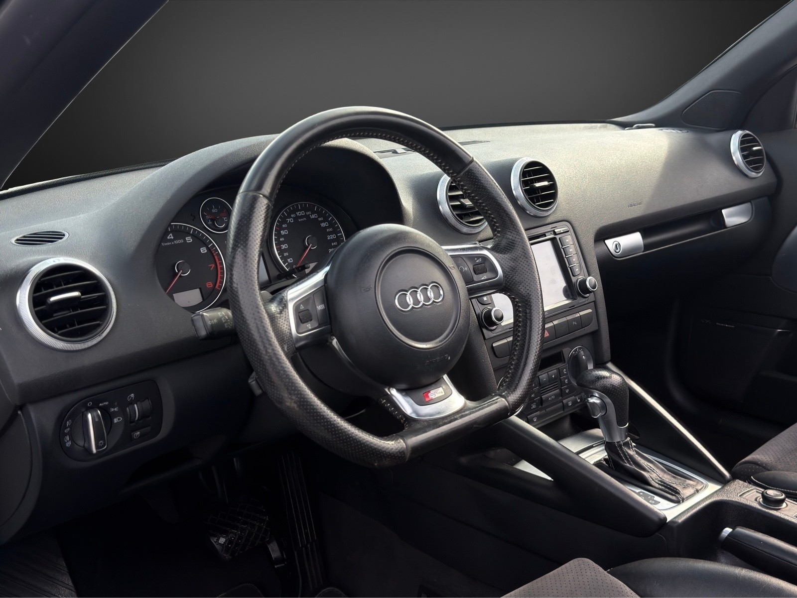 AUDI A3 Cabriolet 2.0 TFSI S-Line Ambition S-tronic mit 200 PS-image-7