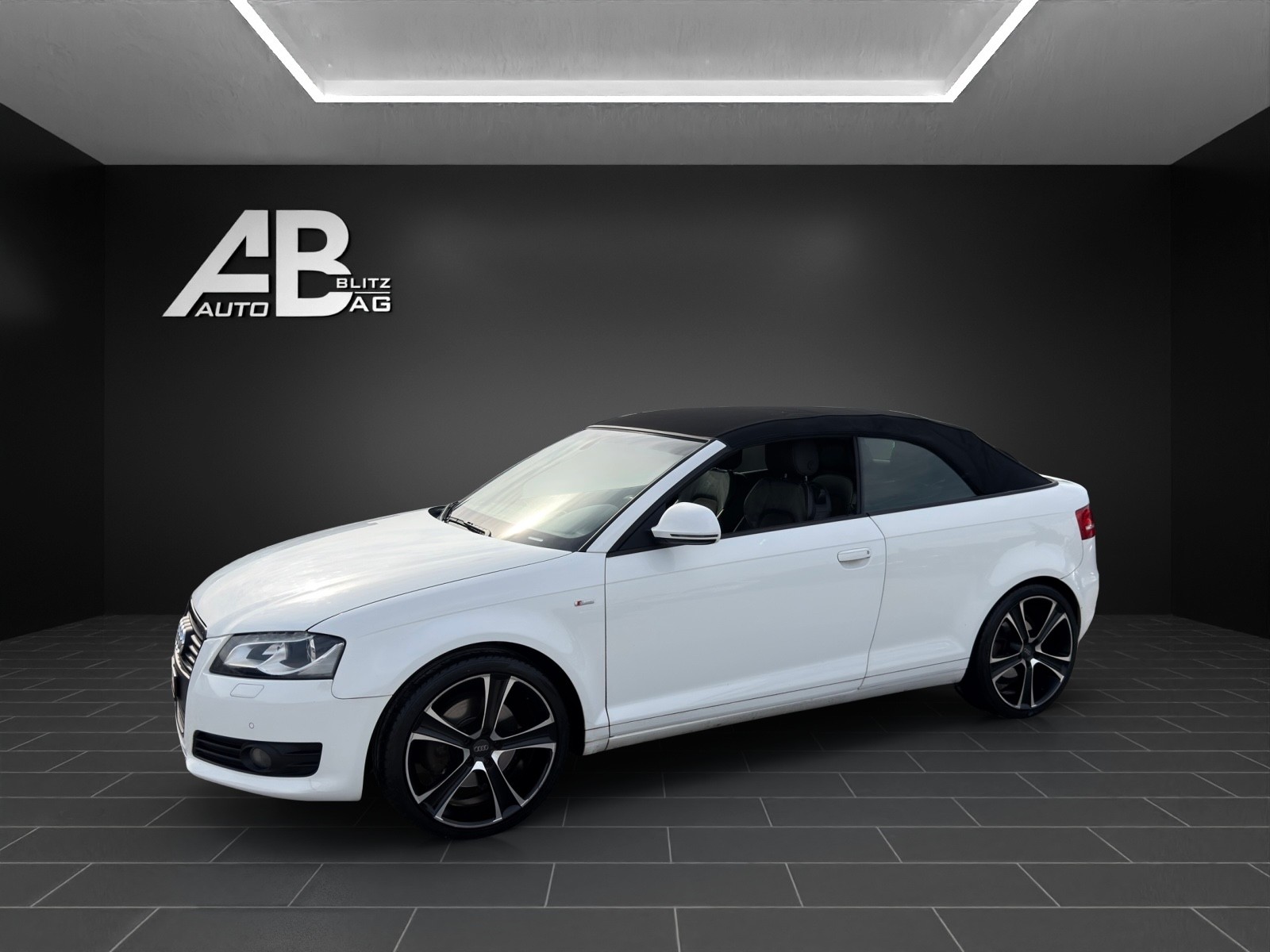 AUDI A3 Cabriolet 2.0 TFSI S-Line Ambition S-tronic mit 200 PS-image-11