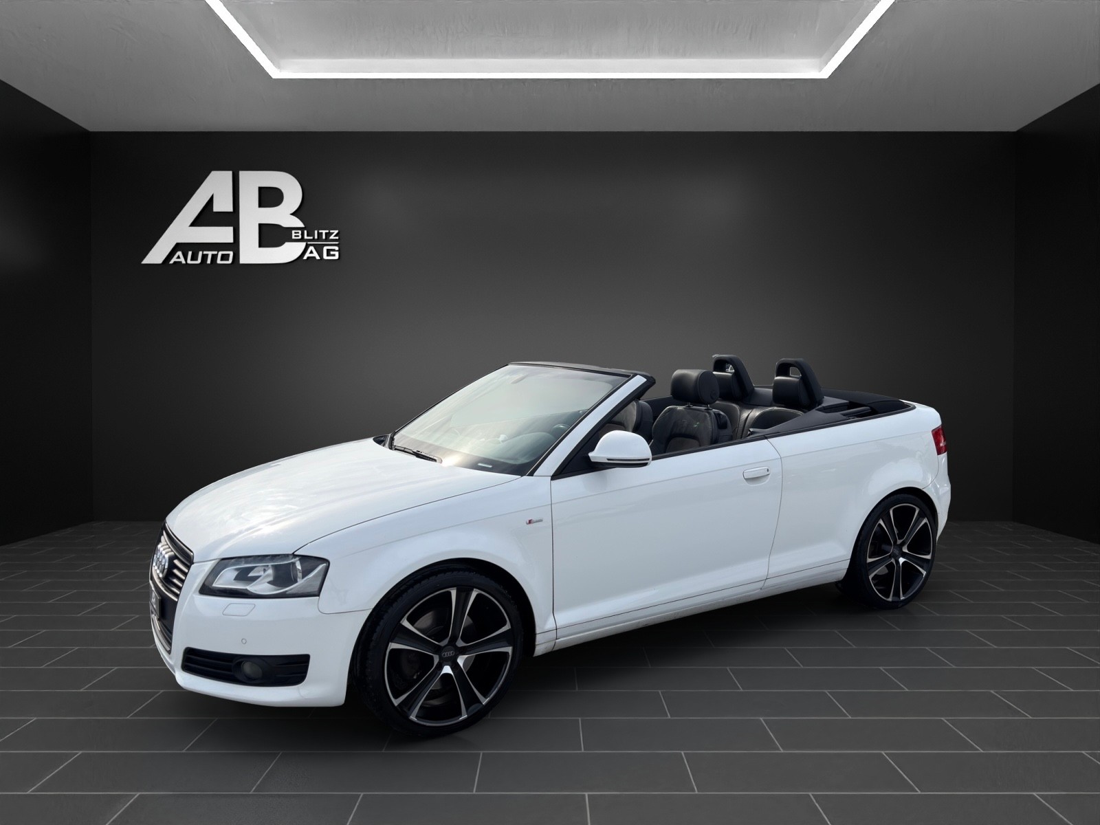 AUDI A3 Cabriolet 2.0 TFSI S-Line Ambition S-tronic mit 200 PS-image-1