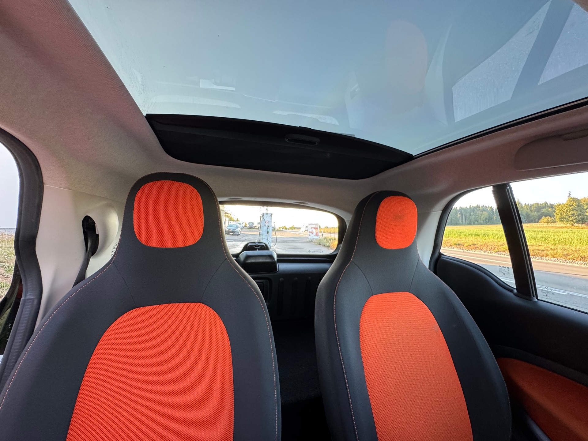 SMART fortwo-image-13