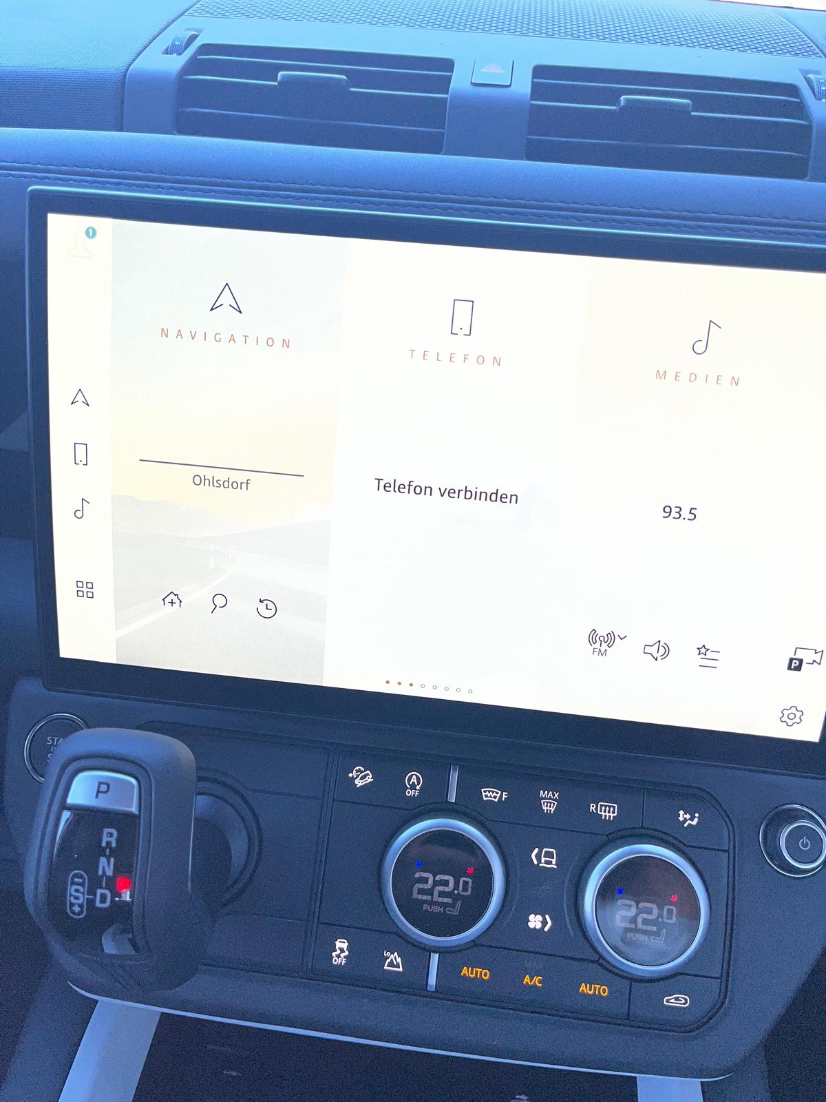 LAND ROVER Defender 90 X-Dynamic SE 3.0 MHEV Diesel AWD-image-13