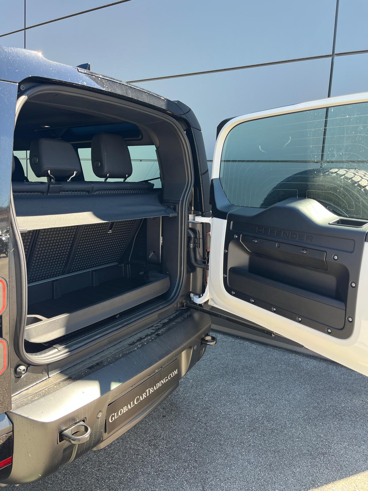 LAND ROVER Defender 90 X-Dynamic SE 3.0 MHEV Diesel AWD-image-22