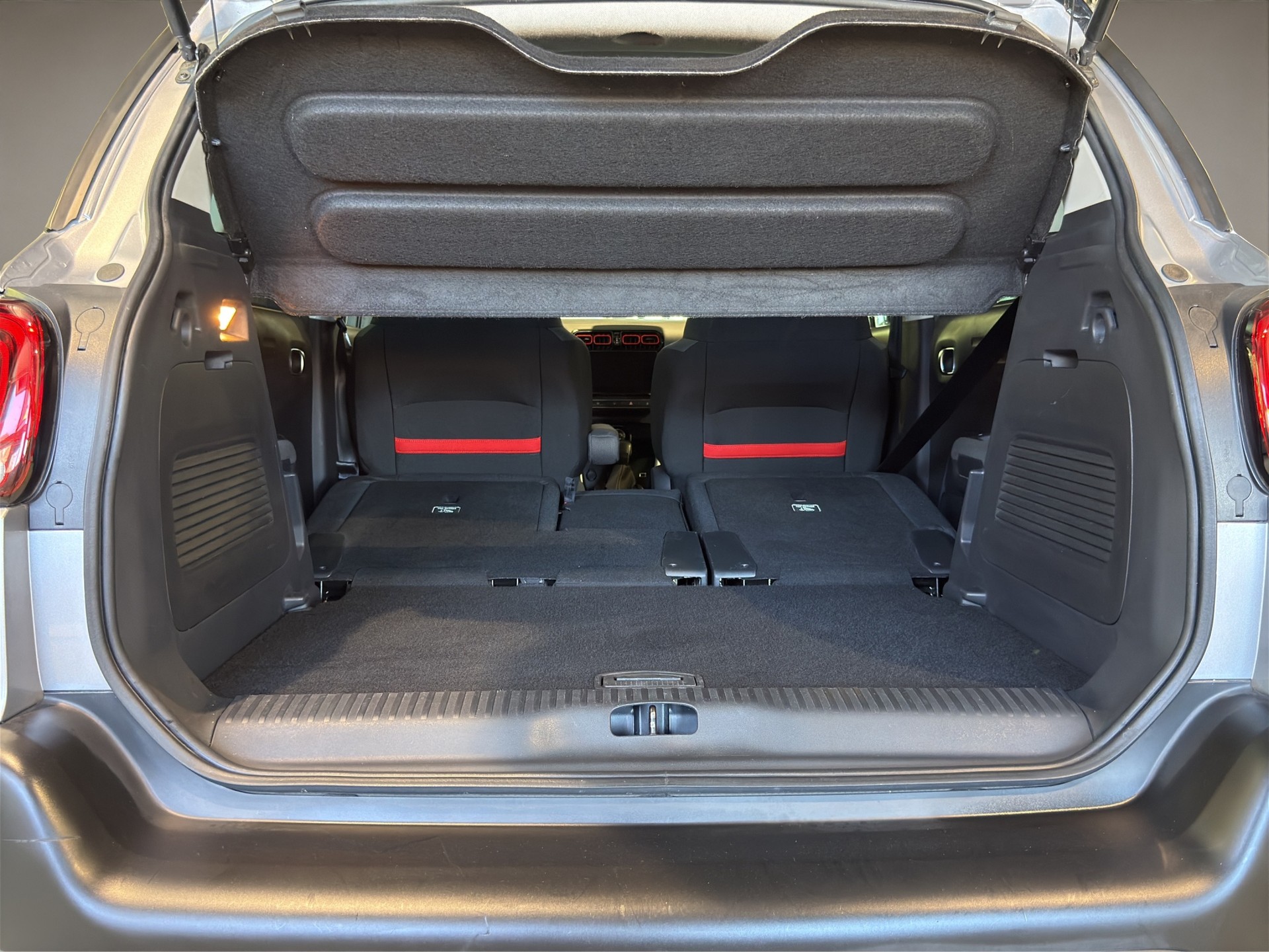 CITROEN C3 Aircross 1.2i PureTech Shine EAT-image-21