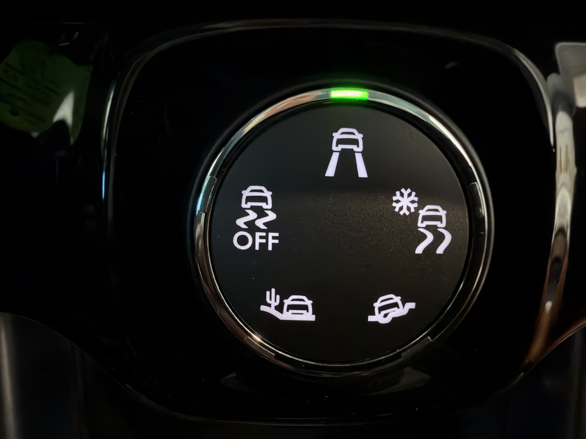 CITROEN C3 Aircross 1.2i PureTech Shine EAT-image-15