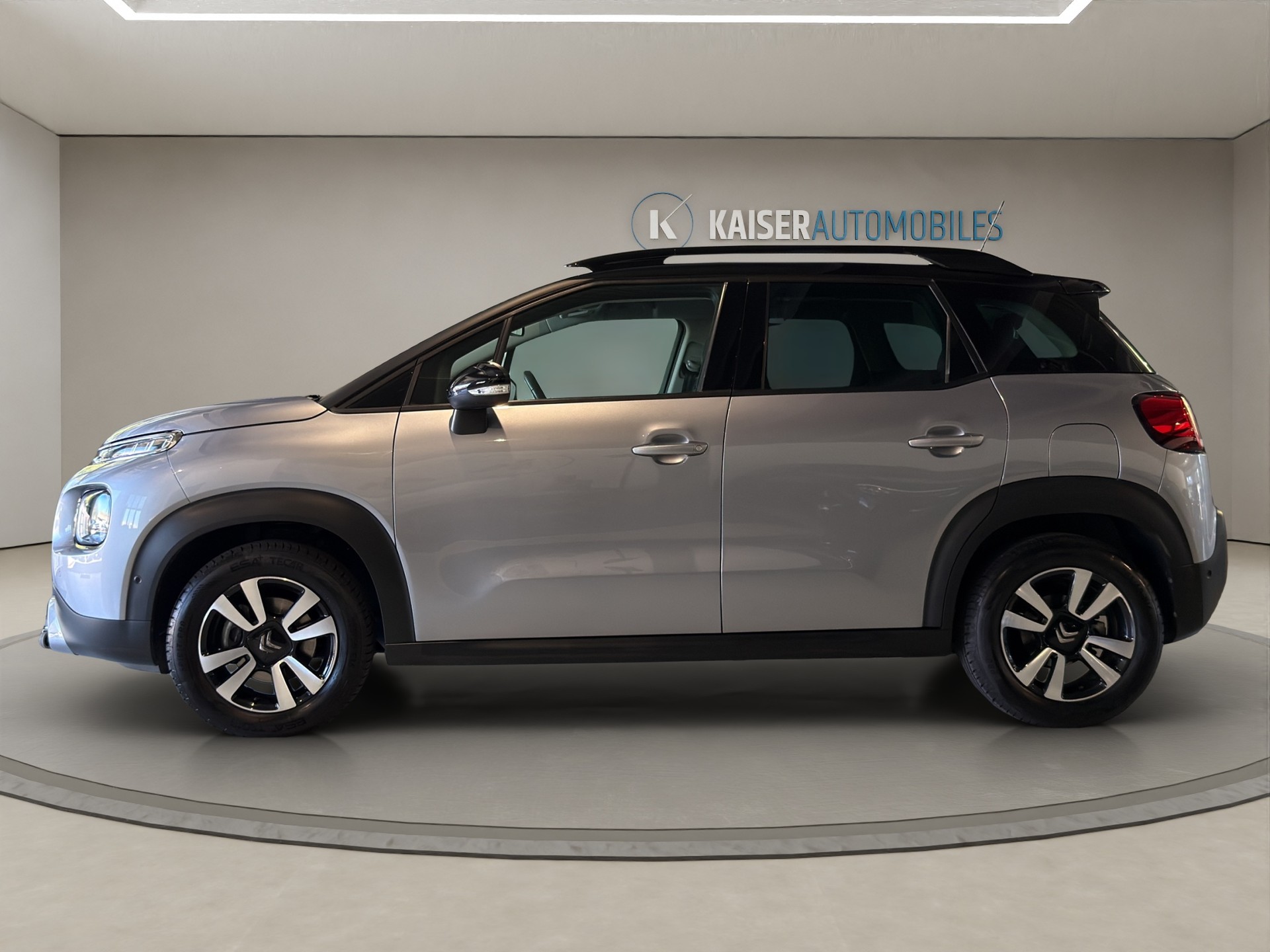 CITROEN C3 Aircross 1.2i PureTech Shine EAT-image-2