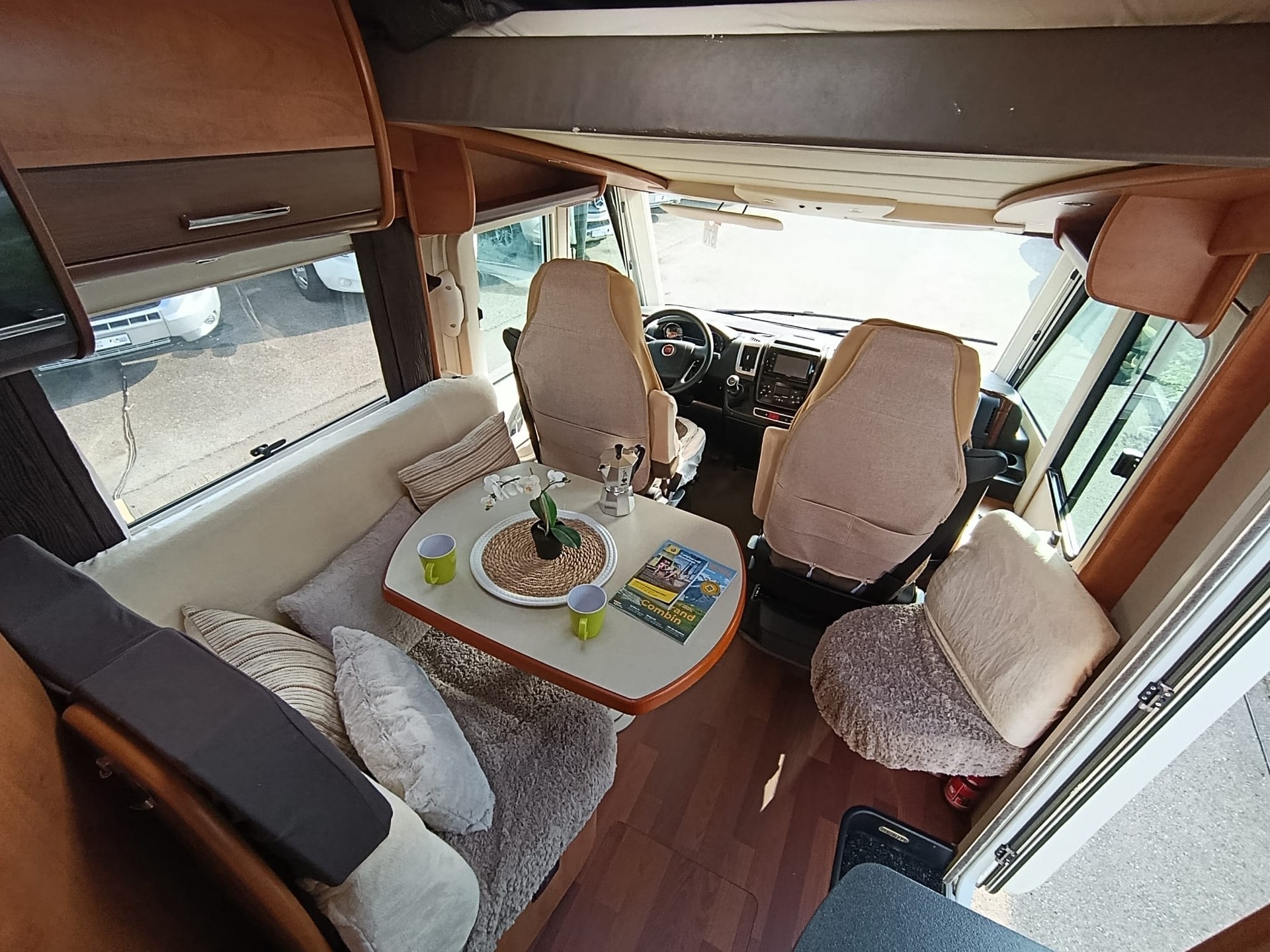 CARTHAGO 145 QB ***Wie ein König unterwegs sein – zu einem anständigen Preis***-showroom-element-1